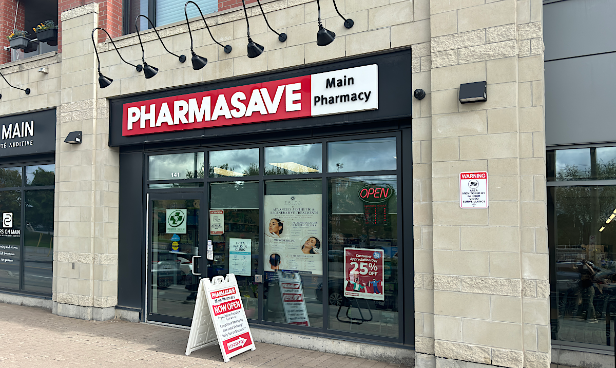 Photo of a Pharmasave pharmacy in Ottawa.